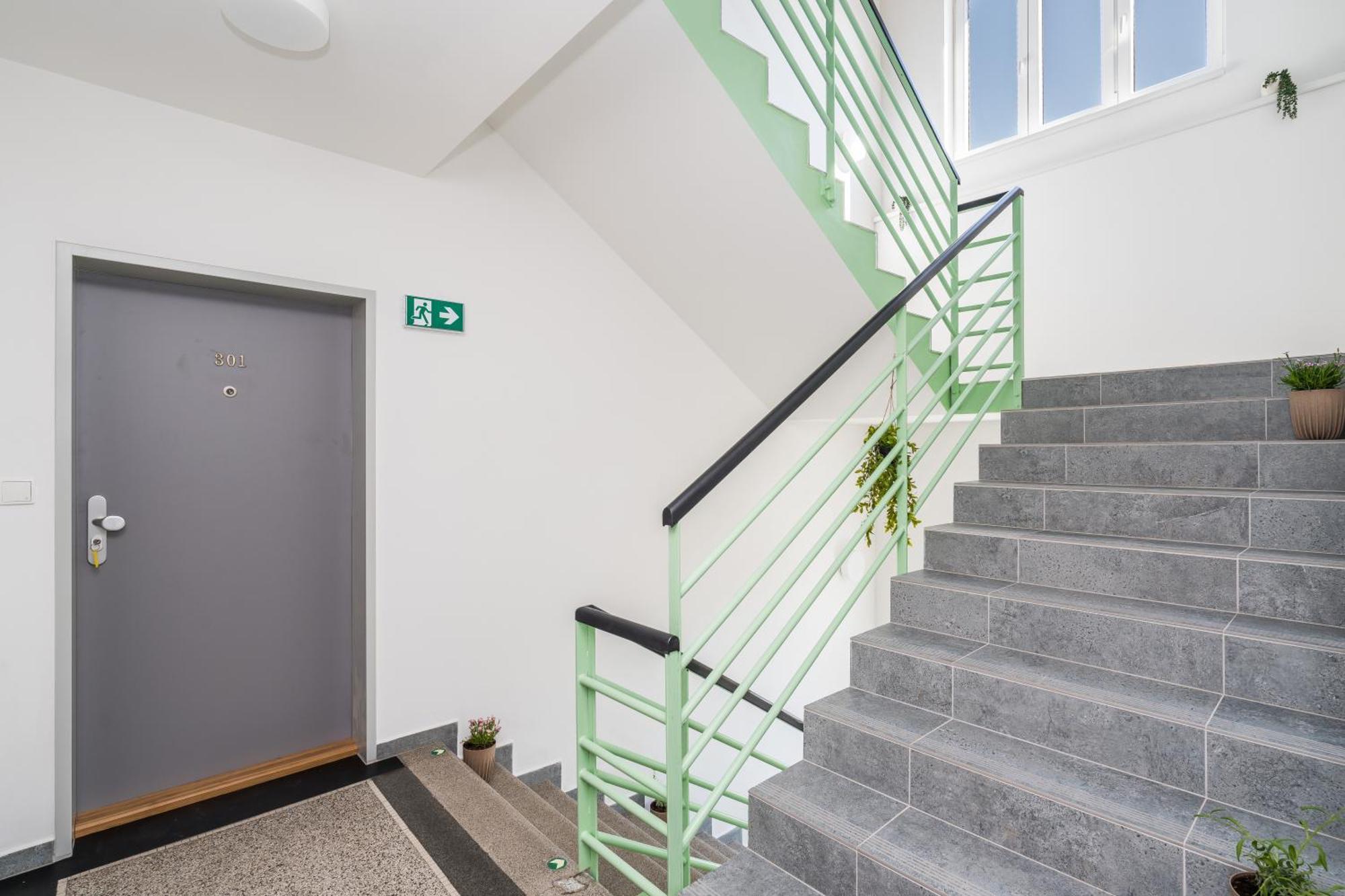 Hradec KrálovéPerla Hradce 401アパートメント エクステリア 写真